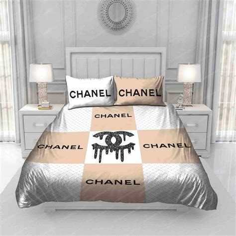 Chanel Logo Comforter Sets 